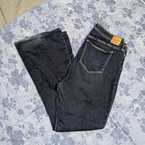 Hollister Flares 35 Long - Picture 1 of 7